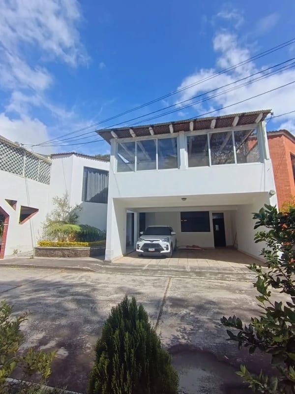 Casa en Renta, en Carretera a San José Pinula — Casa en Alquiler en San José Pinula, Guatemala, Ciudad — foto 1 de 15