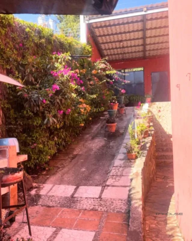 CASA EN VENTA EN SAN CRISTÓBAL  LOMA REAL SECTOR A1 — Casa en Venta en Zona 8 Mixco, Guatemala, Ciudad — foto 3 de 9
