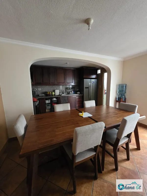 CASA EN VENTA JARDINES DE ARRAZOLA KM 19.5 FRAIJANES — Casa en Venta en Jardines de Arrazola, Carretera a El Salvador, Guatemala, Ciudad — foto 9 de 10