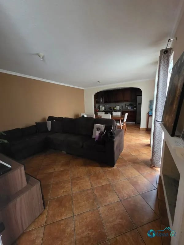 Casa en Venta Jardines de Arrazola KM 19.5 Fraijanes — Casa en Venta en Jardines de Arrazola, Carretera a El Salvador, Guatemala, Ciudad — foto 2 de 10