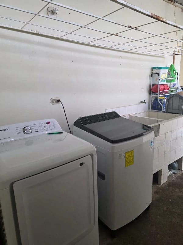Casa en Venta Jardines de Arrazola KM 19.5 Fraijanes — Casa en Venta en Jardines de Arrazola, Carretera a El Salvador, Guatemala, Ciudad — foto 10 de 10
