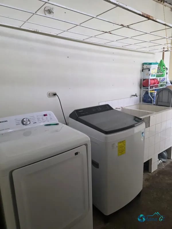 Casa en Venta Jardines de Arrazola KM 19.5 Fraijanes — Casa en Venta en Jardines de Arrazola, Carretera a El Salvador, Guatemala, Ciudad — foto 10 de 10