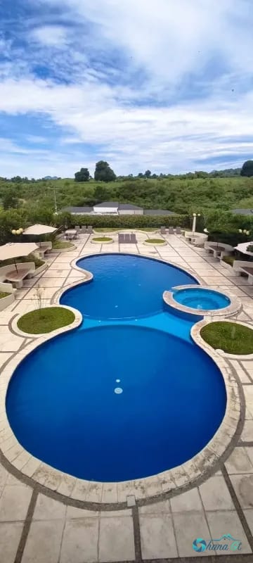 Casa en Venta Jardines de Arrazola KM 19.5 Fraijanes — Casa en Venta en Jardines de Arrazola, Carretera a El Salvador, Guatemala, Ciudad — foto 4 de 10