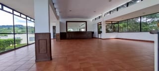 Casa en Venta Jardines de Arrazola KM 19.5 Fraijanes — Casa en Venta en Jardines de Arrazola, Carretera a El Salvador, Guatemala, Ciudad — miniatura 7 de 10