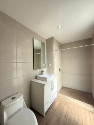 apartamento en Venta Zona 10 — Apartamento en Venta en IQ10, Zona 10, Guatemala, Ciudad — miniatura 2 de 11