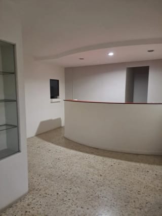 Se renta oficina en zona 10 de 67.80 metros — Oficina en Alquiler en Zona 10, Guatemala, Ciudad — miniatura 2 de 3