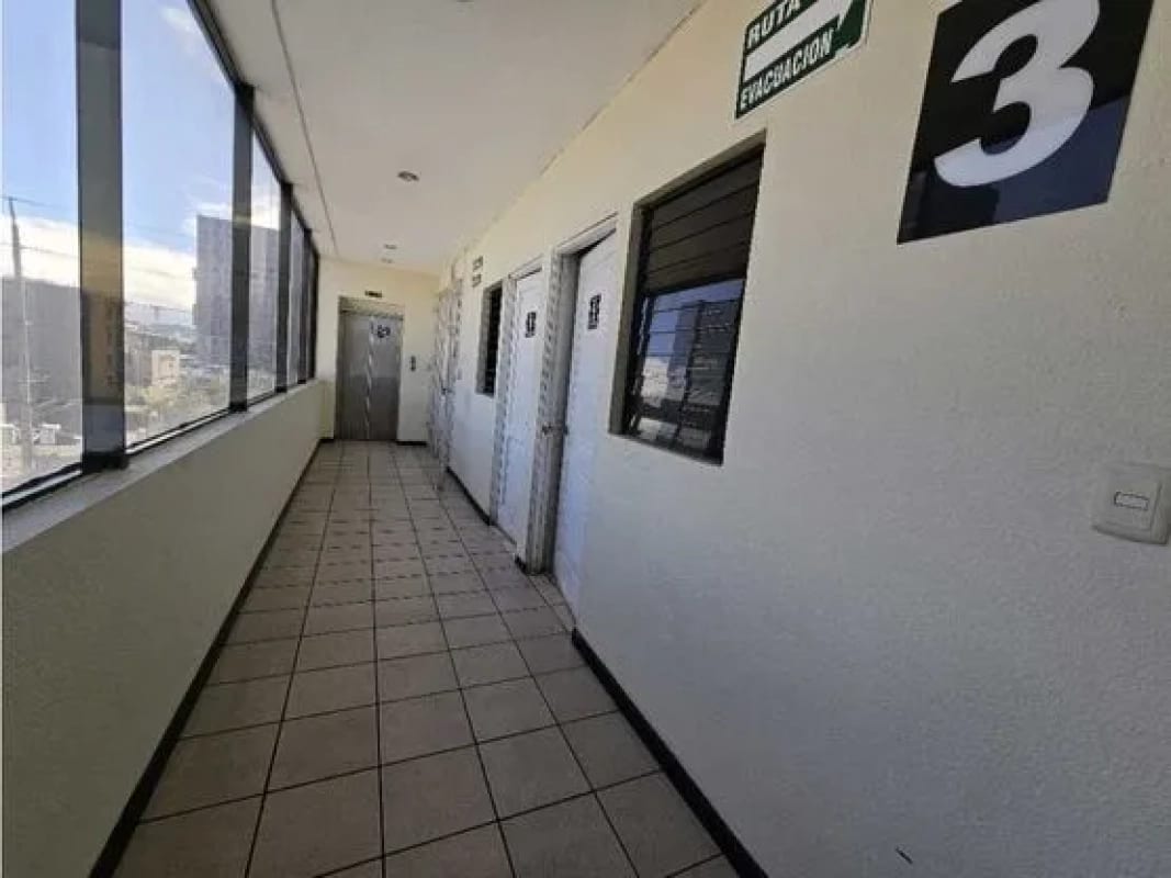 EDIFICIO EN VENTA PARA INVERSIÓN — Edificio en Venta en Zona 10, Guatemala, Ciudad — foto 11 de 12