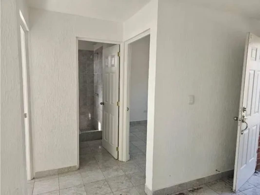 CASA EN VENTA RESERVAS DE MINERVA — Casa en Venta en Zona 4 Mixco, Guatemala, Ciudad — foto 9 de 11