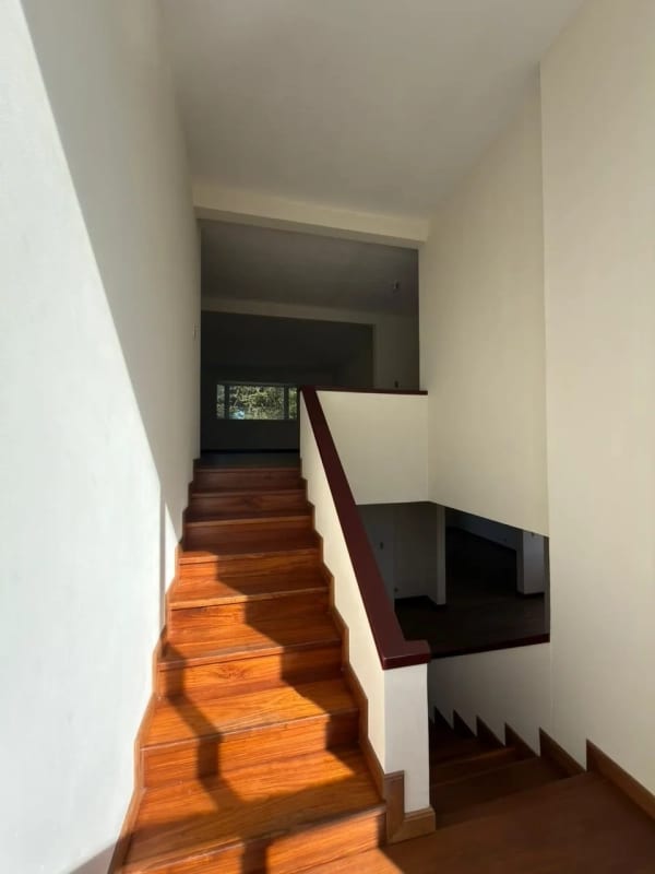 VENTA CASA EN COLINAS DE CASTEL KM 20.5 FRAIJANES — Casa en Venta en Colinas de Castel, Carretera a El Salvador, Guatemala, Ciudad — foto 2 de 12
