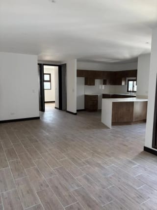 Apartamento en Venta | Edificio Marqués de Oakland | Zona 10 | 3 habitaciones | Para estrenar — Apartamento en Venta en Maranta Oakland, Zona 10, Guatemala, Ciudad — miniatura 1 de 10