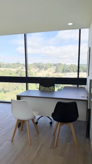 Clínica Médica con 3 despachos en venta en Carretera a El Salvador — Clínica en Venta en Carretera a El Salvador, Guatemala, Ciudad — miniatura 10 de 15