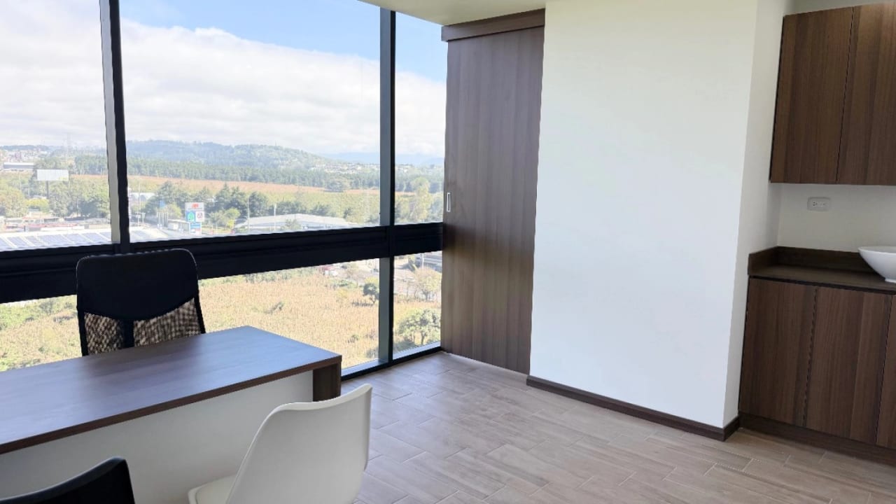 Clínica Médica con 3 despachos en venta en Carretera a El Salvador — Clínica en Venta en Carretera a El Salvador, Guatemala, Ciudad — foto 6 de 15