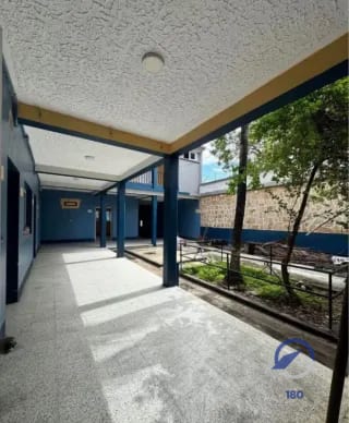 Amplia casa comercial en renta a cuadra y media del Parque Central de Zacapa — Casa en Alquiler en Rio Hondo, Zacapa — miniatura 8 de 9