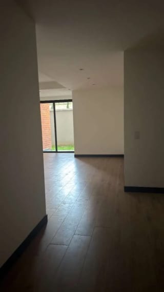 APARTAMENTO CON JARDIN ZONA 15 VENTA — Apartamento en Venta en Alena, Zona 15, Guatemala, Ciudad — miniatura 4 de 13