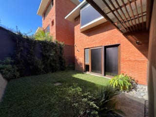 CASA VENTA ZONA 10, CONDOMINIO EXCLUSIVO, 440 MTS2~4 DORMITORIO 3.5 BAÑOS~4 PARQUEOS $1,150,000 DOLARES — Casa en Venta en Zona 10, Guatemala, Ciudad — miniatura 7 de 11
