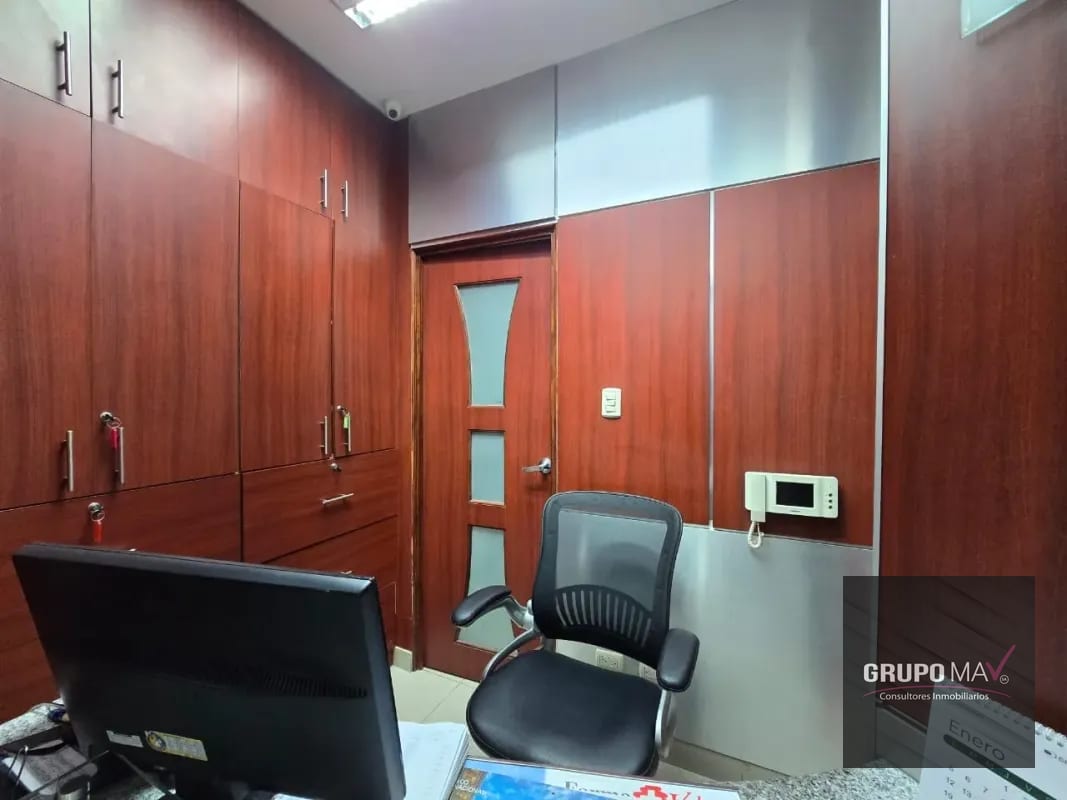 Clínica Dental en Zona 10 Sixtino II — Clínica en Alquiler en Sixtino II, Zona 10, Guatemala, Ciudad — foto 4 de 8