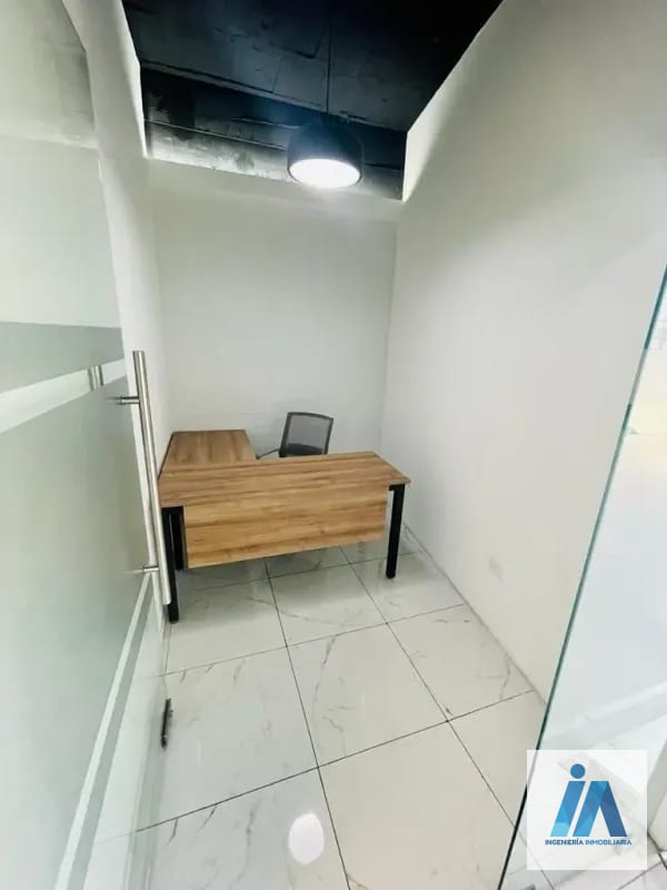 OFICINAS PRIVADAS EN ALQUILER📍Edificio Géminis 10, Zona 10 ¡La mejor imagen profesional para tu negocio! — Oficina en Alquiler en Géminis 10, Zona 10, Guatemala, Ciudad — foto 3 de 4