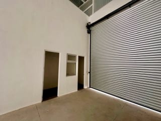 Alquilo Amplia Ofibodega en Excelente Ubicacion en Carr. a el Salvador — Bodega / Ofibodega en Alquiler en Carretera a El Salvador, Guatemala, Ciudad — miniatura 9 de 12