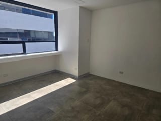 Oficina en Renta zona 10 — Oficina en Venta en Zona 10, Guatemala, Ciudad — miniatura 3 de 5