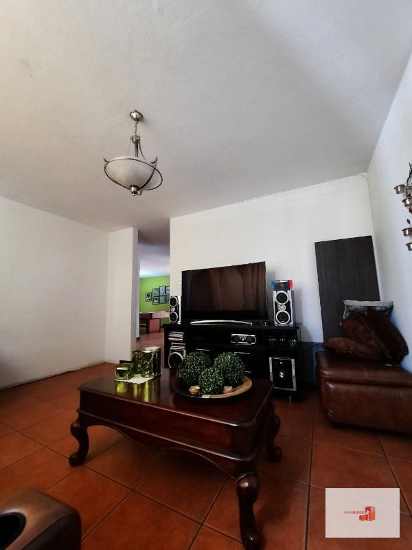 Venta de Casa — Oficina en Venta en Trinidad, Zona 15, Guatemala, Ciudad — foto 5 de 13