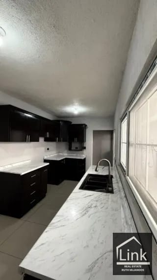 Venta de Casa SAN CRISTOBAL SECTOR B5 — Casa en Venta en Zona 8 Mixco, Guatemala, Ciudad — miniatura 10 de 11