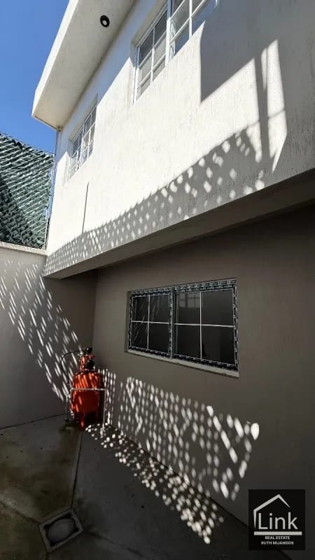 Venta de Casa SAN CRISTOBAL SECTOR B5 — Casa en Venta en Zona 8 Mixco, Guatemala, Ciudad — foto 8 de 11