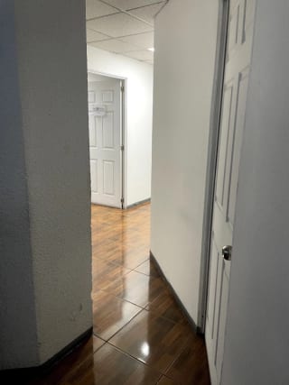 VENDO OFICINA EN ZONA 9 TORRE CANNET — Oficina en Venta en Zona 9, Guatemala, Ciudad — miniatura 11 de 16