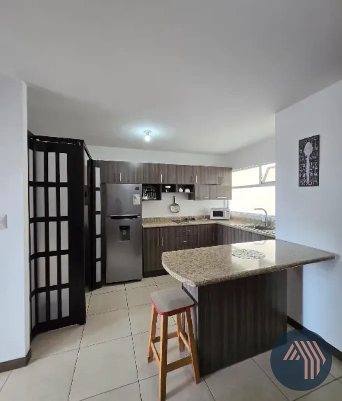ALQUILER DE APARTAMENTO AMUEBLADO - STA. MARIA LAS CHARCAS, ZONA 11 — Apartamento en Alquiler en Santa María de Las Charcas, Zona 11, Guatemala, Ciudad — foto 1 de 7