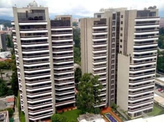 Apartamento en Tiffany 2 zona 10 — Apartamento en Venta en Zona 10, Guatemala, Ciudad — miniatura 2 de 11