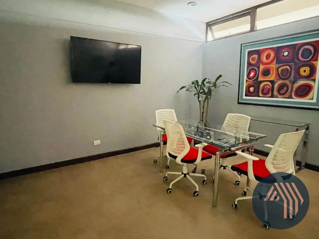 VENTA DE AMPLIO APARTAMENTO DE 2 NIVELES - VEINTI4, ZONA 10 — Apartamento en Alquiler en Veinti4, Zona 10, Guatemala, Ciudad — foto 9 de 16