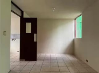 VENDO HERMOSA CASA EN COLINAS DE MONTE MARIA SUR — Casa en Venta en Villa Nueva, Guatemala, Ciudad — miniatura 3 de 10