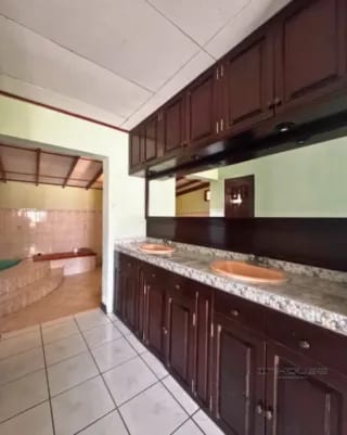 CASA EN VENTA ESCUINTLA — Casa en Venta en Escuintla, Escuintla — miniatura 2 de 13