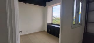Oficina en Renta en Zona 9 — Oficina en Alquiler en Zona 9, Guatemala, Ciudad — miniatura 5 de 12