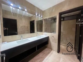 Casa con vista espectacular dentro de condominio en renta — Casa en Alquiler en Santa Catarina Pinula, Guatemala, Ciudad — miniatura 11 de 17