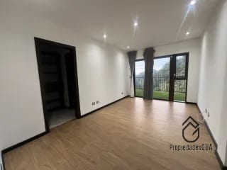Casa con vista espectacular dentro de condominio en renta — Casa en Alquiler en Santa Catarina Pinula, Guatemala, Ciudad — miniatura 8 de 17
