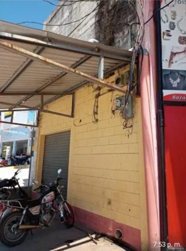 *PUERTO BARRIOS, VENDO PROPIEDAD COMERCIAL QUE INCLUYE BODEGAS, LOCALES Y OFICINAS* (+1) — Bodega / Ofibodega en Venta en Puerto Barrios, Izabal — foto 4 de 8