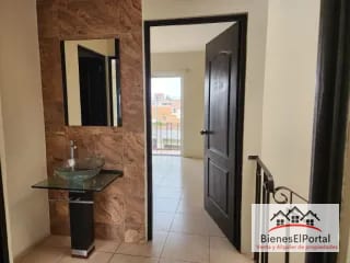 Casa en renta en Vista al Valle San Cristóbal — Casa en Venta en Vista al Valle, Zona 8 Mixco, Guatemala, Ciudad — miniatura 1 de 6
