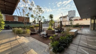 Apartamento en venta, Edificio Mira, zona 10 — Apartamento en Venta en Mira, Zona 10, Guatemala, Ciudad — miniatura 2 de 16