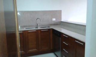 Apto. en Venta en Edificio Zona 10. — Apartamento en Venta en Zona 10, Guatemala, Ciudad — miniatura 3 de 17