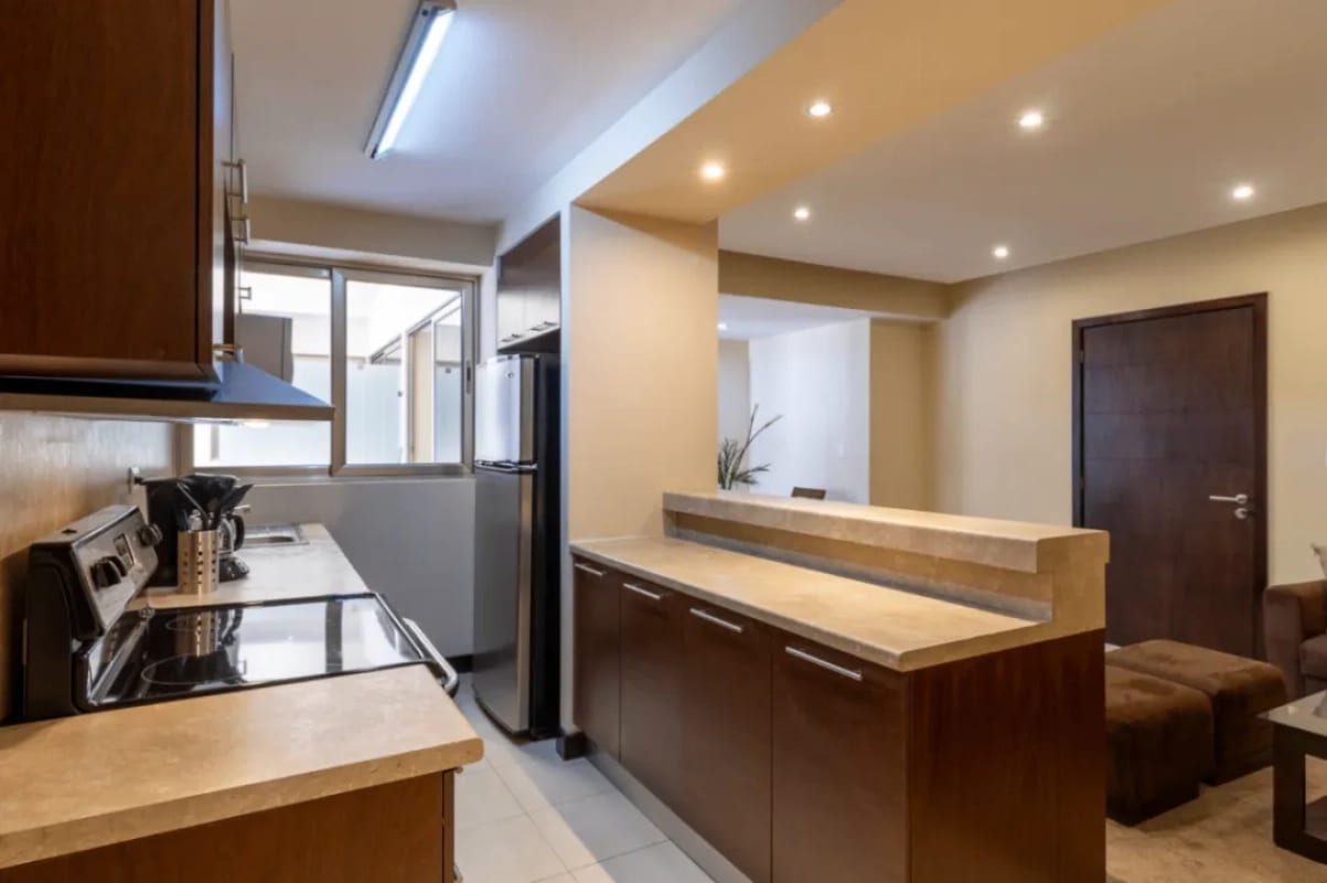 Apartamento en Alquiler | Edificio Cobella | Zona 14 | Amueblado y con balcón — Apartamento en Alquiler en Zona 10, Guatemala, Ciudad — foto 6 de 7
