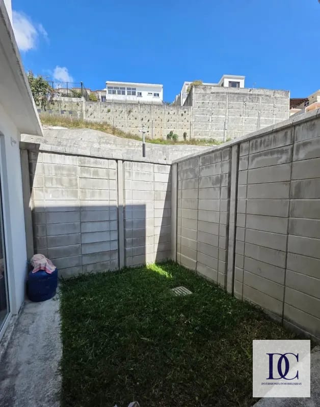 CASA EN VENTA – CONDOMINIO SECOYA DE ARRAZOLA | CAES KM. 16.5 — Casa en Venta en Carretera a El Salvador, Guatemala, Ciudad — foto 2 de 16