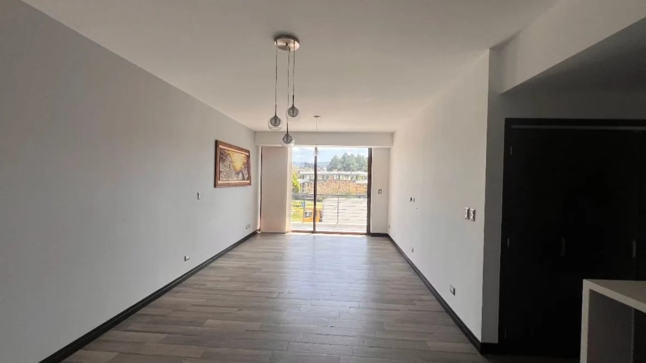 Alquiler de Apartamento en Edificio 20/21, Zona 16 — Apartamento en Alquiler en San Isidro 20/21, Zona 16, Guatemala, Ciudad — foto 10 de 12