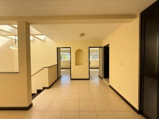Casa en Venta Entrada San Jose Pinula. — Casa en Venta en San José Pinula, Guatemala, Ciudad — miniatura 1 de 10