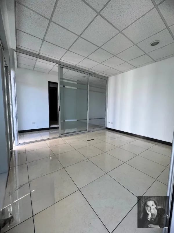 DUBAI CENTER / Oficina en Venta , zona 10 — Oficina en Venta en Dubai Center, Zona 10, Guatemala, Ciudad — foto 15 de 15