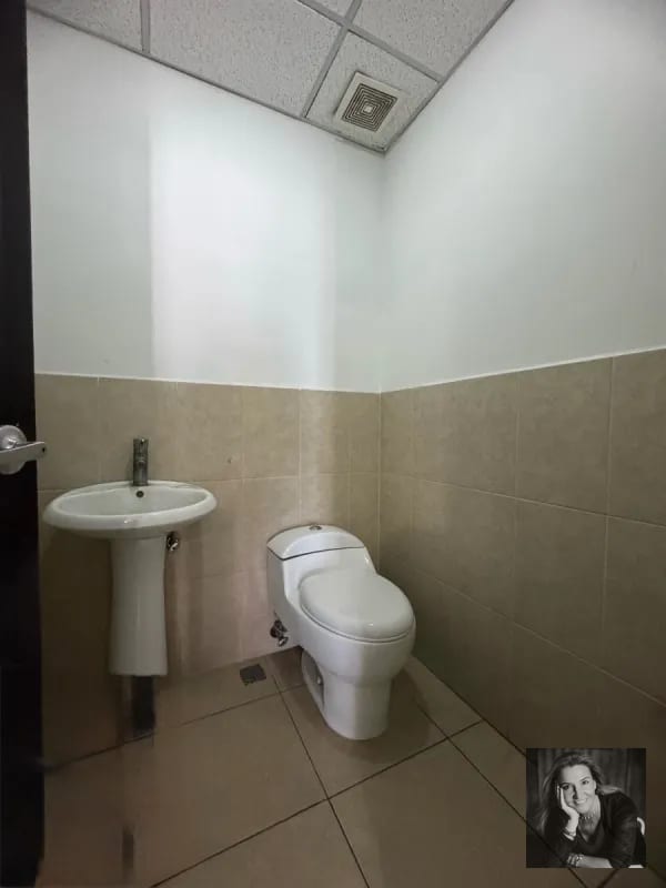 DUBAI CENTER / Oficina en Venta , zona 10 — Oficina en Venta en Dubai Center, Zona 10, Guatemala, Ciudad — foto 10 de 15