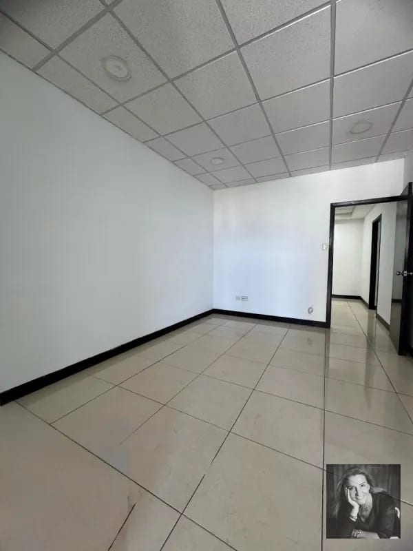 DUBAI CENTER / Oficina en Venta , zona 10 — Oficina en Venta en Dubai Center, Zona 10, Guatemala, Ciudad — foto 7 de 15