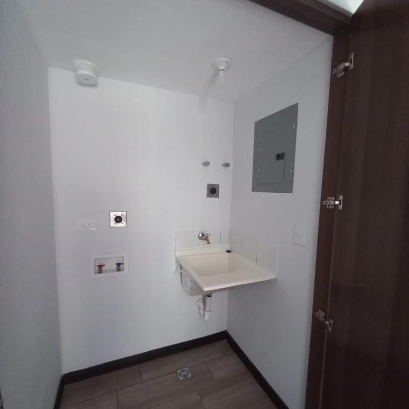 Edificio Bari 18.5 CAES antes de la entrada Fraijanes — Apartamento en Venta en Bari, Carretera a El Salvador, Guatemala, Ciudad — foto 10 de 15