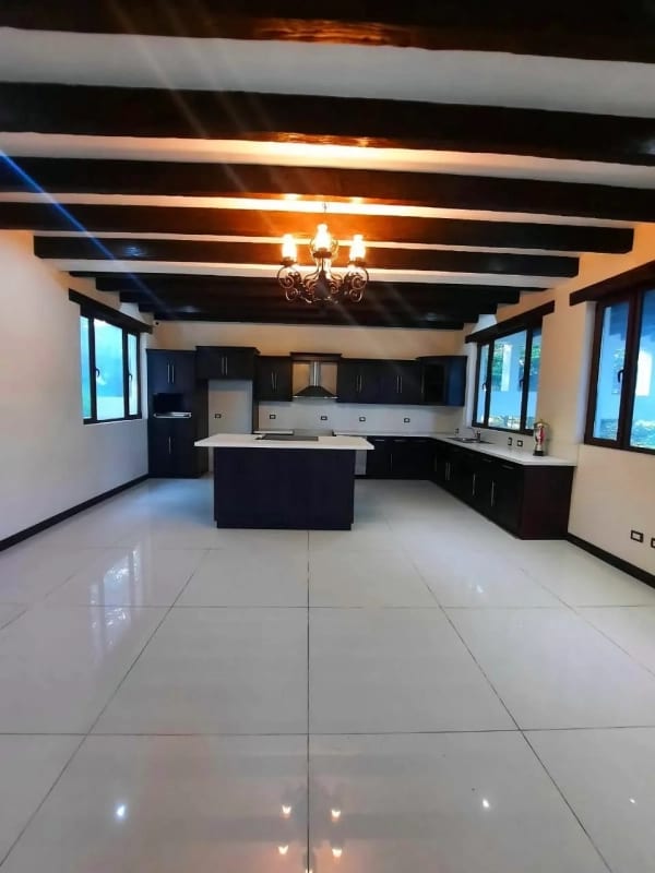 VENDO PROPIEDAD A ORILLA DE CARRETERA INTERAMERICANA KM. 33.8 — Terreno en Venta en Santa Maria Cauqué, Sacatepéquez — foto 6 de 8