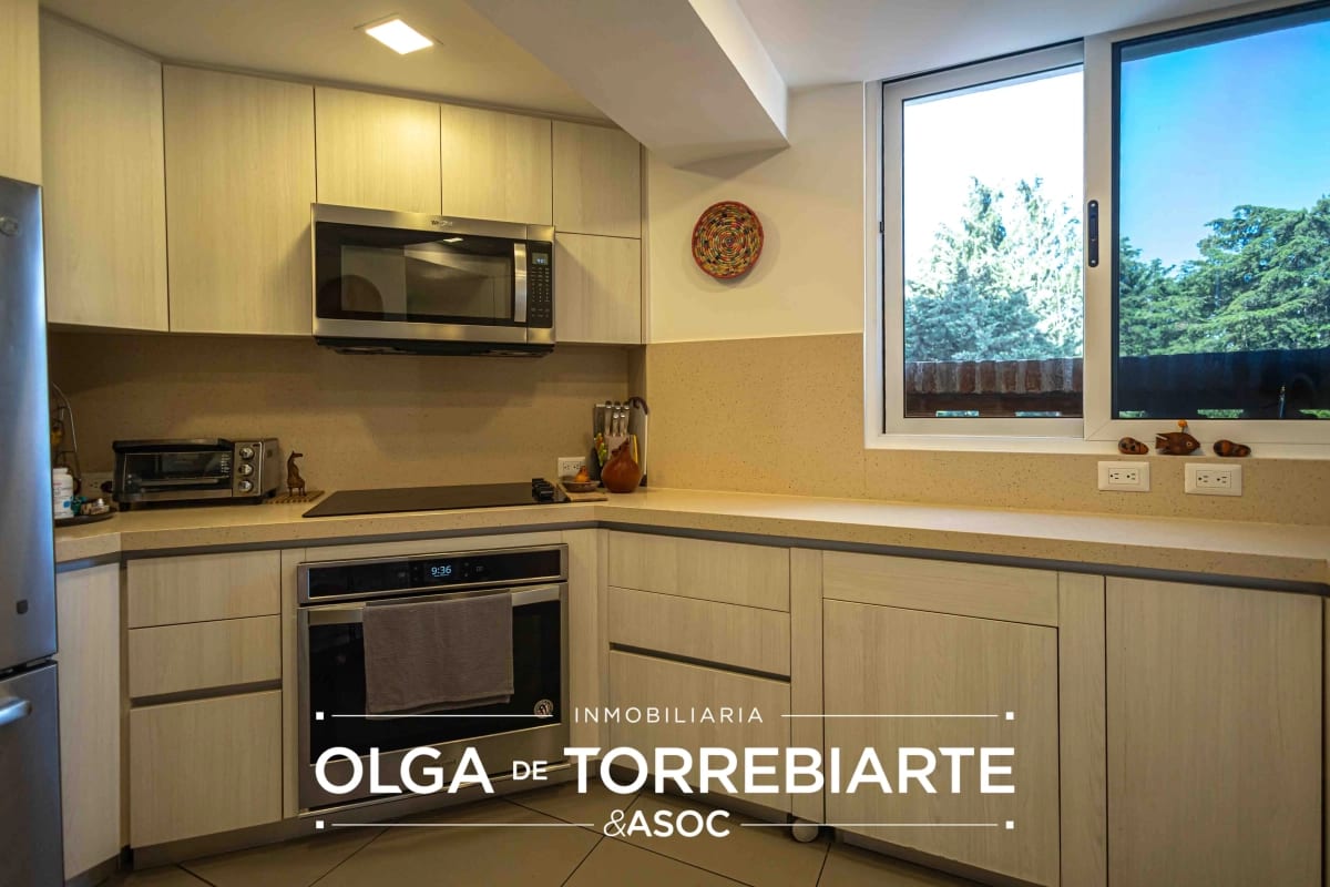 Apartamento en venta Edificio La Barranca, Zona 15 — Apartamento en Venta en La Barranca, Zona 15, Guatemala, Ciudad — foto 2 de 17