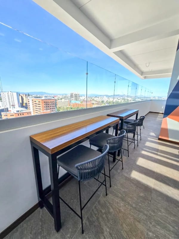 Apartamento en Renta en Edificio Inara 4, zona 4 de Guatemala — Apartamento en Alquiler en Centro Financiero, Zona 4, Guatemala, Ciudad — foto 3 de 13